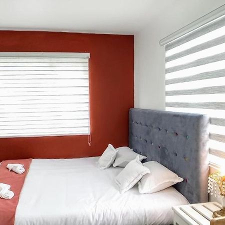 Apartasuites Bogota Romannoti מראה חיצוני תמונה