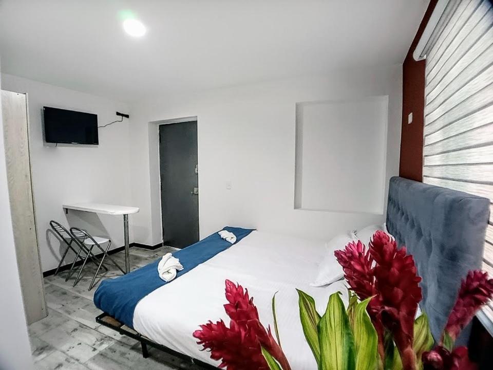 Apartasuites Bogota Romannoti מראה חיצוני תמונה