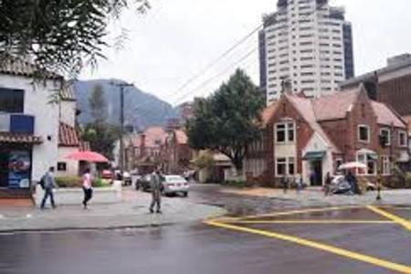 Apartasuites Bogota Romannoti מראה חיצוני תמונה