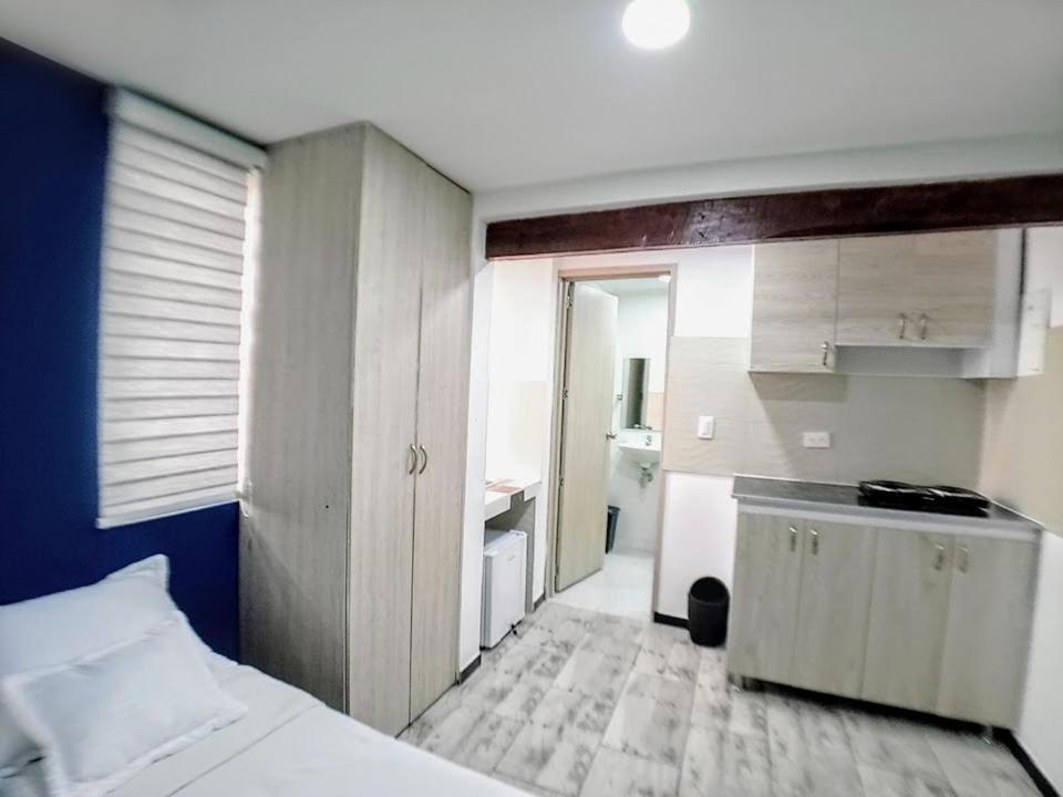 Apartasuites Bogota Romannoti מראה חיצוני תמונה